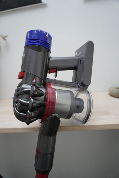 Genuine Refurbished Dyson V8 Vacuum full set Animal +